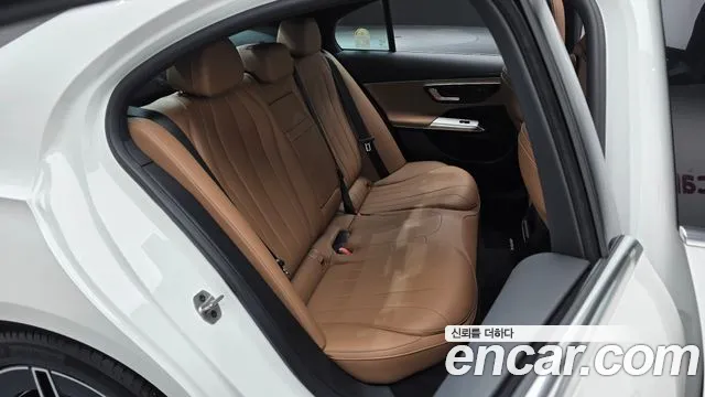 Mercedes-Benz E-Class W214 — Фото автомобиля 17