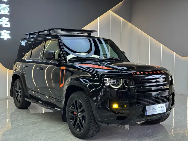 Land Rover Defender — Фото автомобиля 3
