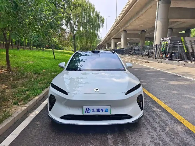 Nio ET5 Touring — Фото автомобиля 2