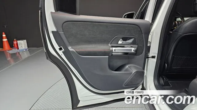 Mercedes-Benz GLB-Class X247 — Фото автомобиля 14