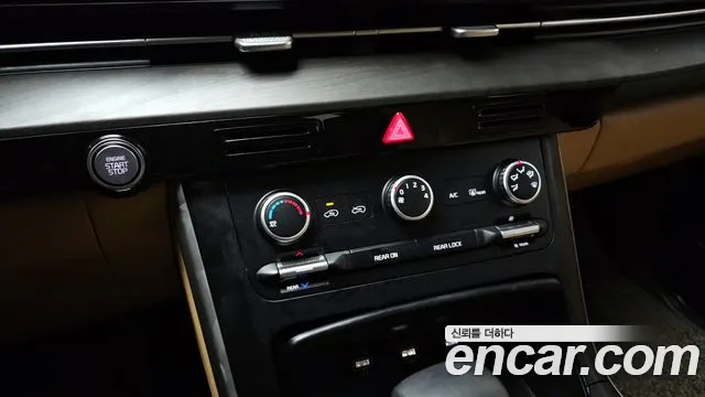 Kia Canival Carnival 4 поколение Дизель 9 мест Prestige — Фото автомобиля 15