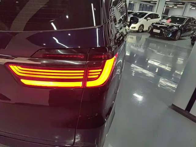 Honda Odyssey — Фото автомобиля 7