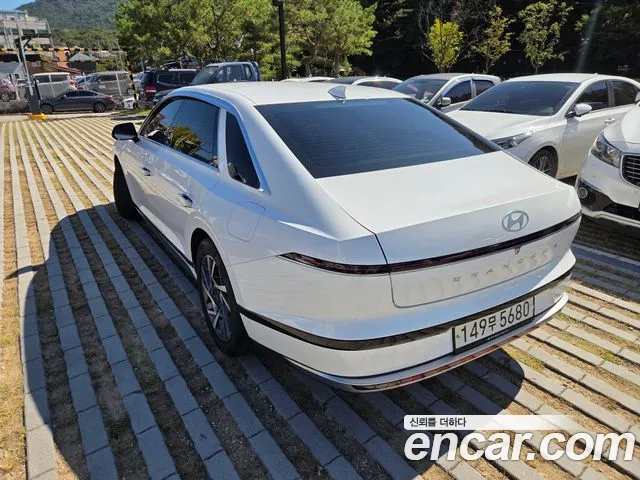Hyundai Grandeur GN7 — Фото автомобиля 6