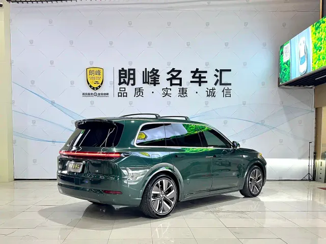 Li Auto L9 — Фото автомобиля 6
