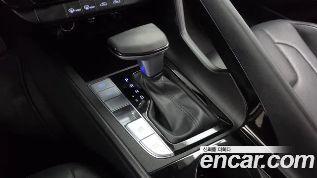 Hyundai Avante CN7 — Фото автомобиля 9
