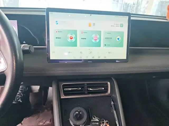 BYD Qin L — Фото автомобиля 5