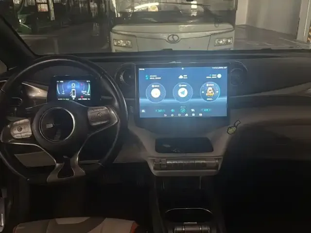 BYD Dolphin — Фото автомобиля 11