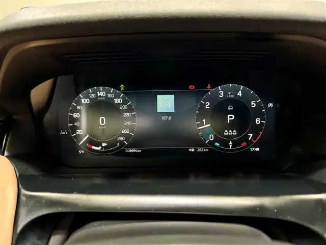 Land Rover Discovery Sport — Фото автомобиля 16