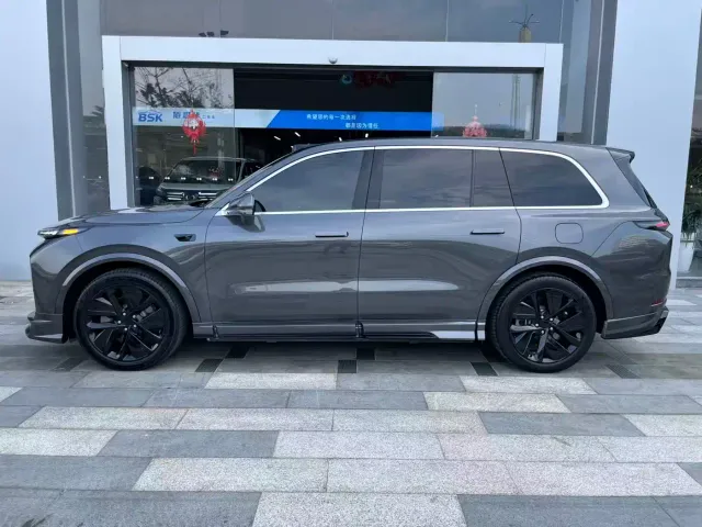 Li Auto L9 — Фото автомобиля 3