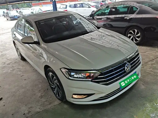 Volkswagen Sagitar — Фото автомобиля 3