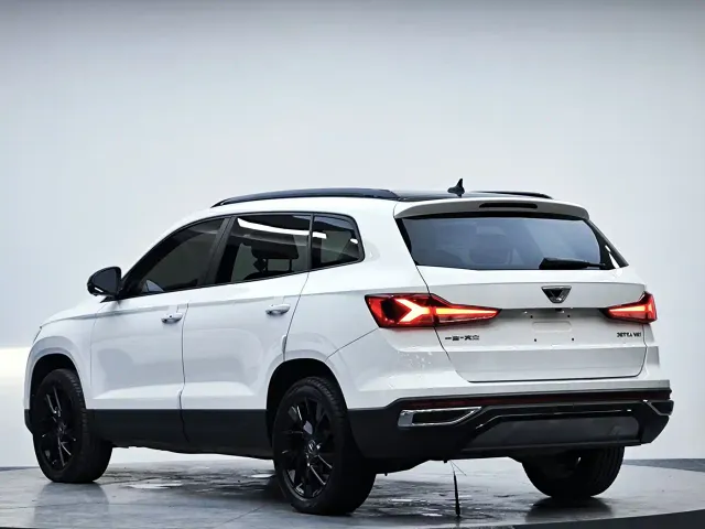 Jetta VS7 — Фото автомобиля 6