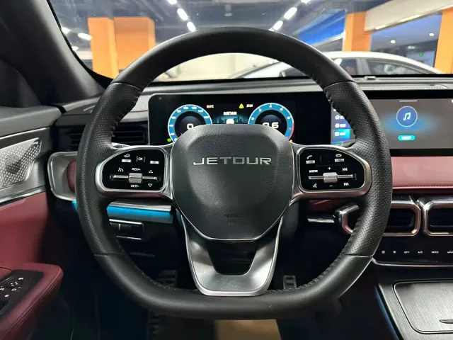 Jetour X70 Plus — Фото автомобиля 10