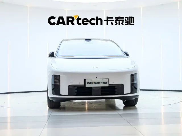 Li Auto Li i8 2025 Standard Edition — Фото автомобиля 8