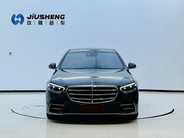 Mercedes-Benz S-Class — Фото автомобиля 3