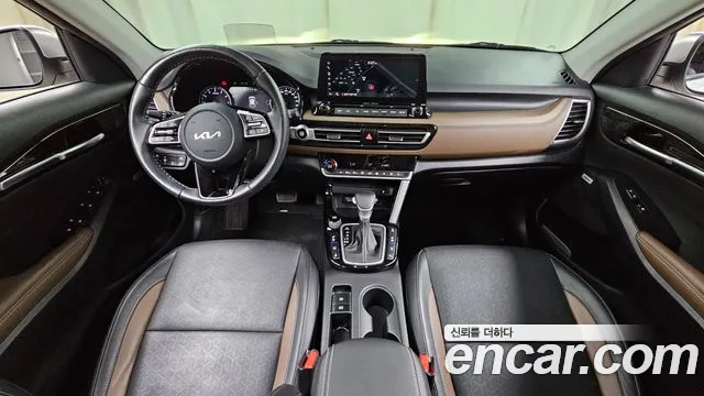 Kia Seltos Seltos Бензин 1.6 Turbo 4WD — Фото автомобиля 5