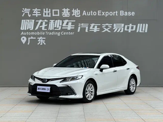 Фотография автомобиля — Toyota Camry