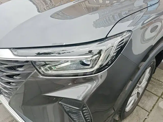 Roewe RX5 — Фото автомобиля 17