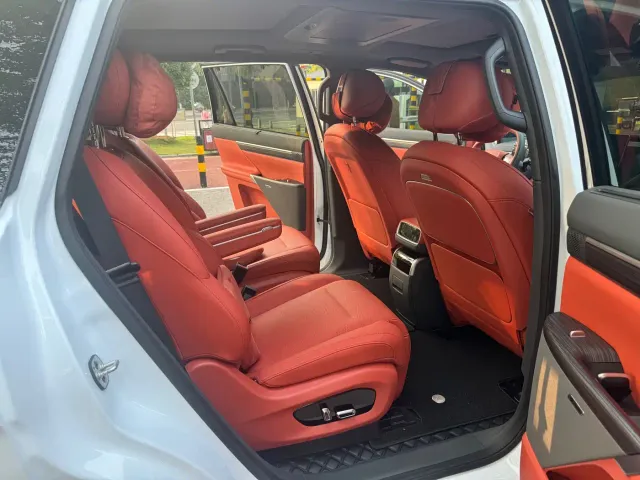 Dongfeng eπ 008 — Фото автомобиля 8