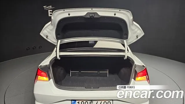 Hyundai Avante CN7 — Фото автомобиля 26