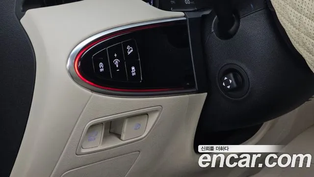 Genesis GV70 — Фото автомобиля 19