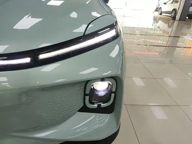 Geely Geometry E Firefly — Фото автомобиля 23