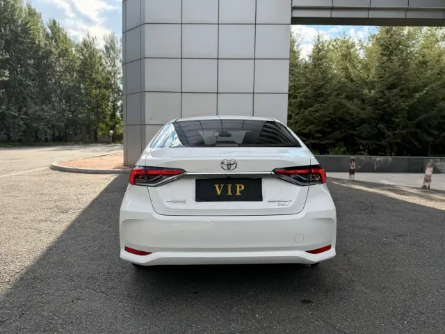 Toyota Corolla — Фото автомобиля 6