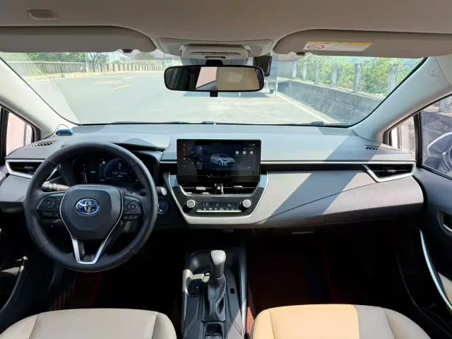 Toyota Corolla — Фото автомобиля 4