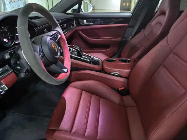 Porsche Panamera — Фото автомобиля 13
