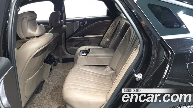 Kia K8 Hybrid — Фото автомобиля 17