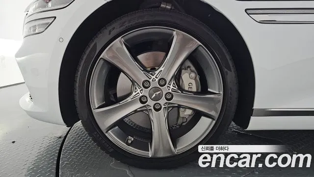 Genesis G80 RG3 — Фото автомобиля 5