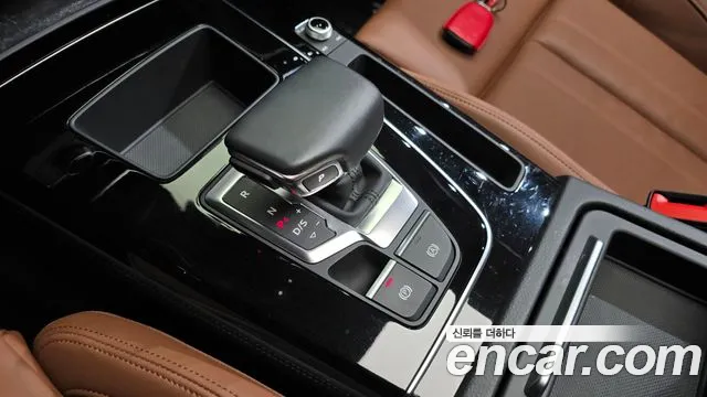 Audi Q5 45 TFSI quattro Premium — Фото автомобиля 8