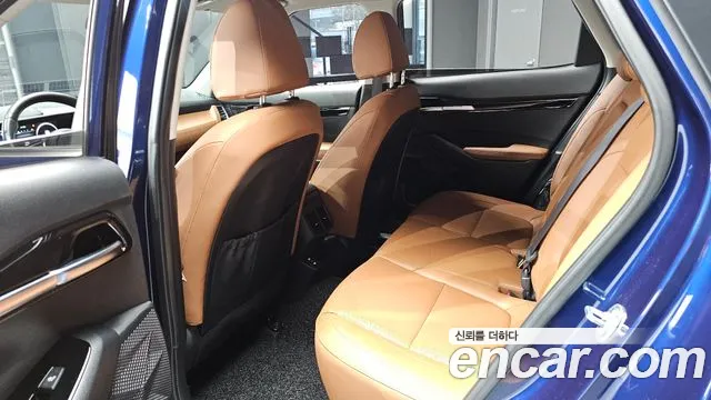 Kia Seltos New — Фото автомобиля 12