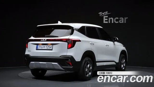Kia Seltos — Фото автомобиля 2