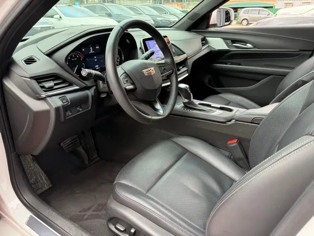 Cadillac CT4 — Фото автомобиля 7