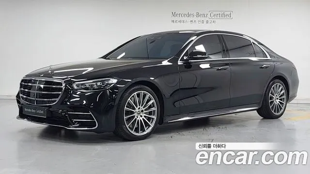Фотография автомобиля — Mercedes-Benz S-Class