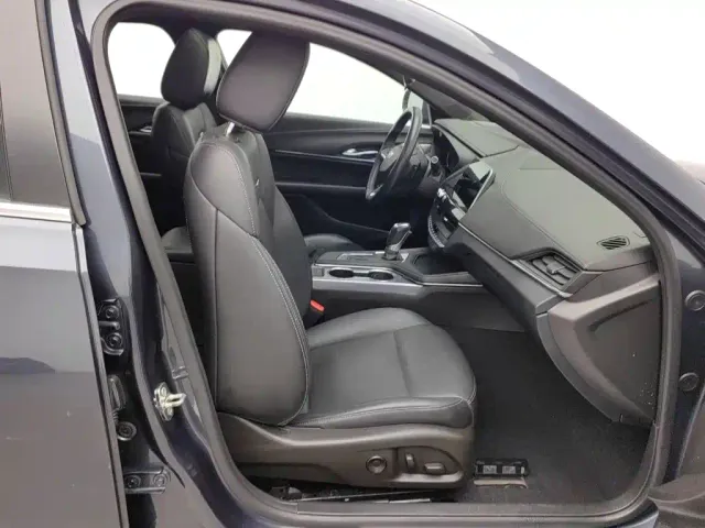 Cadillac CT4 — Фото автомобиля 23