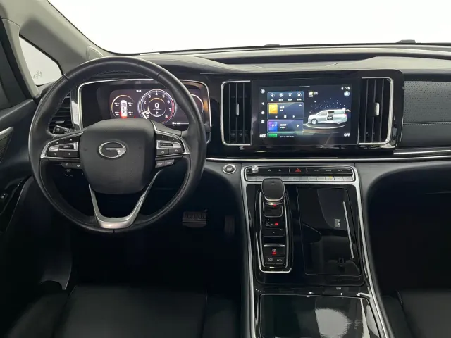GAC Trumpchi M8 — Фото автомобиля 17