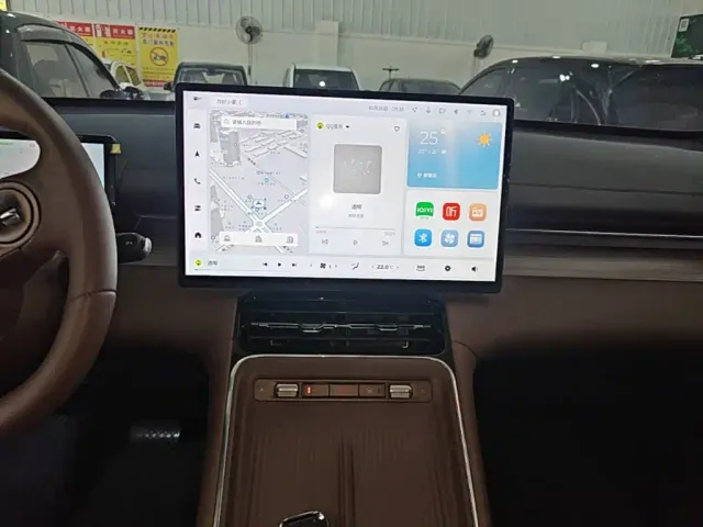 Wuling Starlight S — Фото автомобиля 12