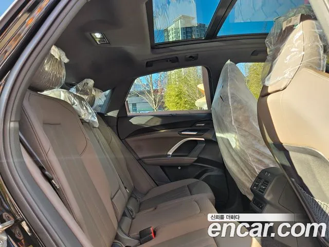 Audi Q5 40 TDI quattro Sportback S Line — Фото автомобиля 10
