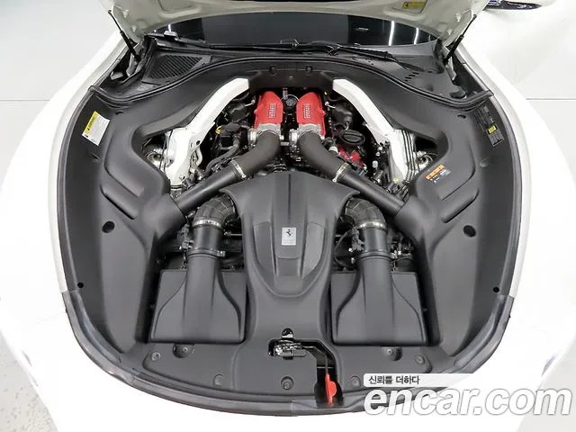 Ferrari Roma Roma 3.9 Spider — Фото автомобиля 6