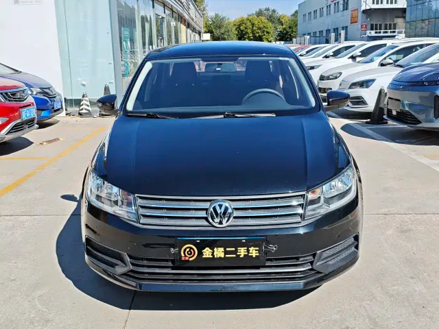 Volkswagen Santana — Фото автомобиля 5