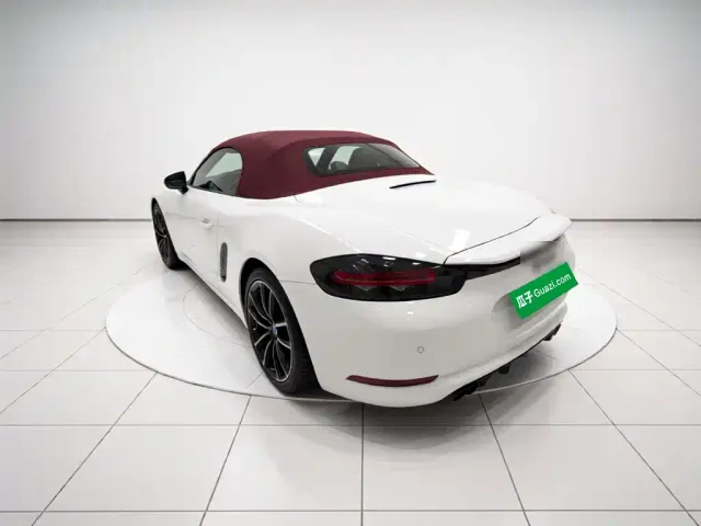Porsche 718 — Фото автомобиля 4