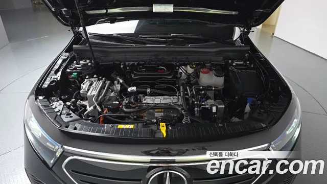 Mercedes-Benz EQB X243 — Фото автомобиля 9