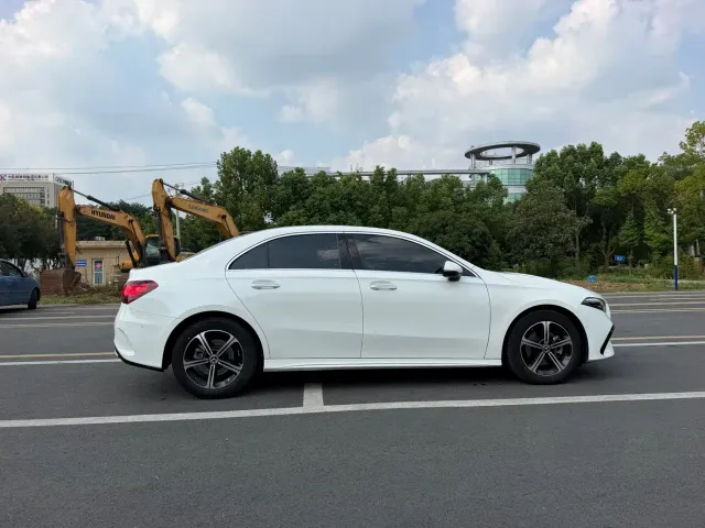 Mercedes-Benz A-Class — Фото автомобиля 4