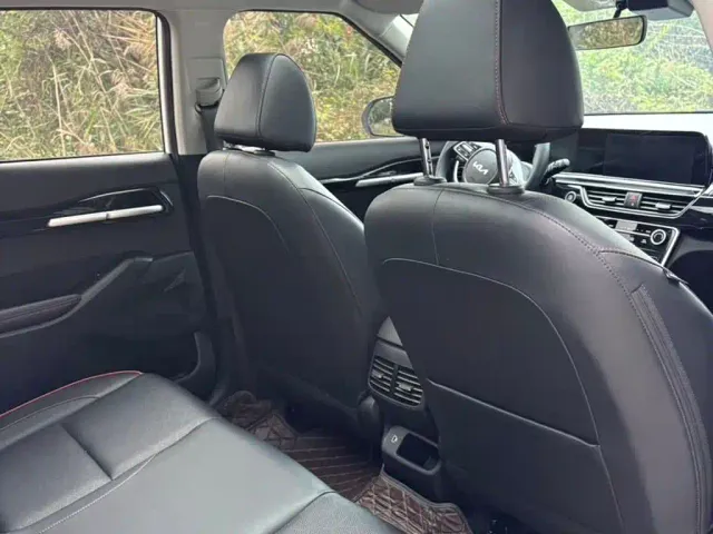 Kia Seltos — Фото автомобиля 13