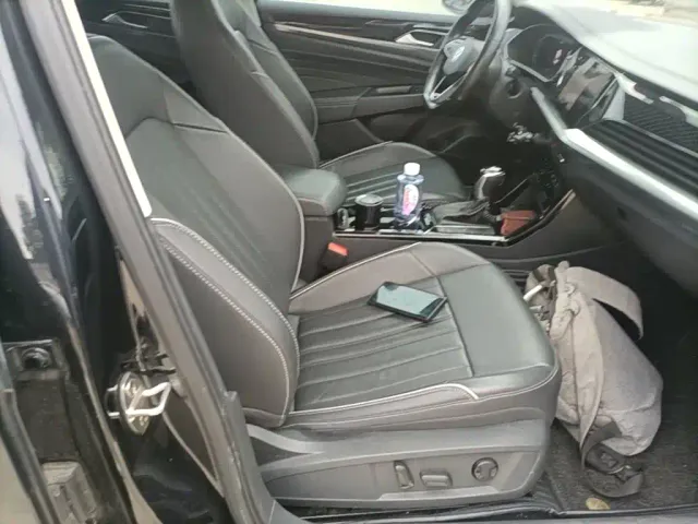 Volkswagen Passat — Фото автомобиля 24