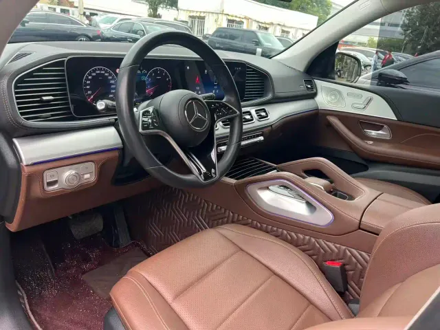 Mercedes-Benz GLE-Class — Фото автомобиля 22
