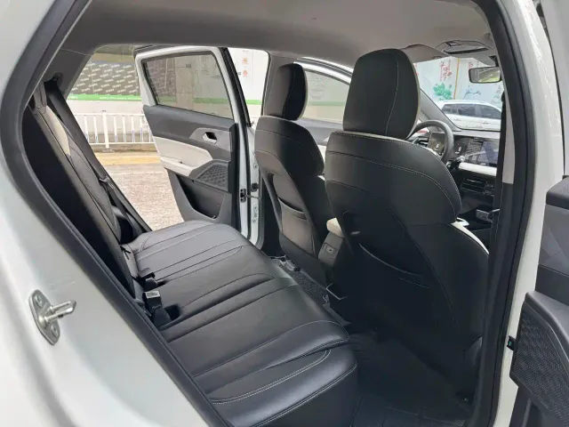 Geely Geometry E Firefly — Фото автомобиля 10