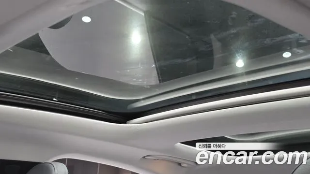 Mercedes-Benz E-Class — Фото автомобиля 25