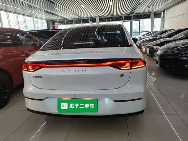 GAC Aion S — Фото автомобиля 5